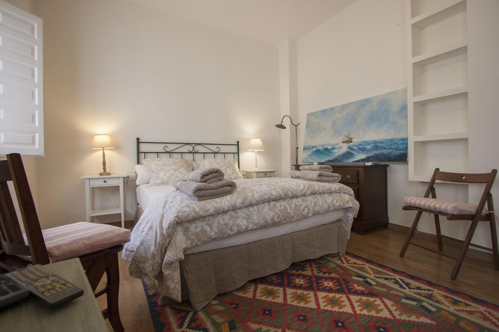 Апартаменты Champion Duplex Terrace And Garage Old Town 6 Pax Севилья Экстерьер фото